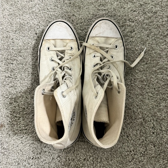 Women's White Platform Converse - Picture 1 of 4